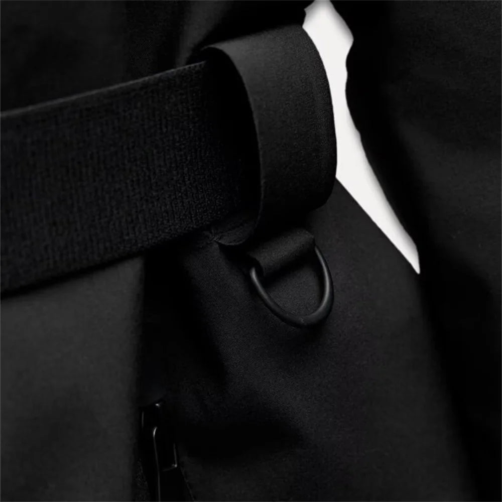 fashionable women's clothing with European and American style design featuring a cinched waisthooded skiing and warm co